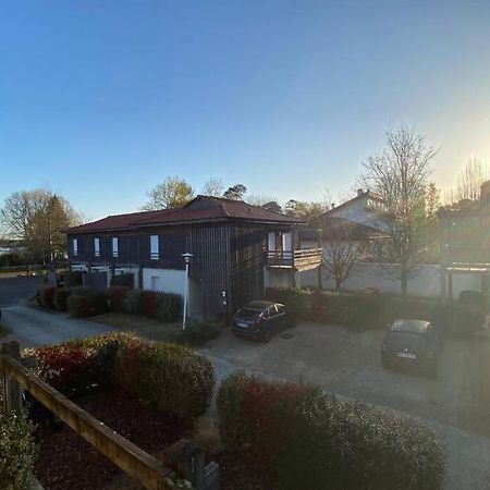 La Part Du Lac, Wifi, Terasse, Piscine, Velos Aureilhan  Exterior photo
